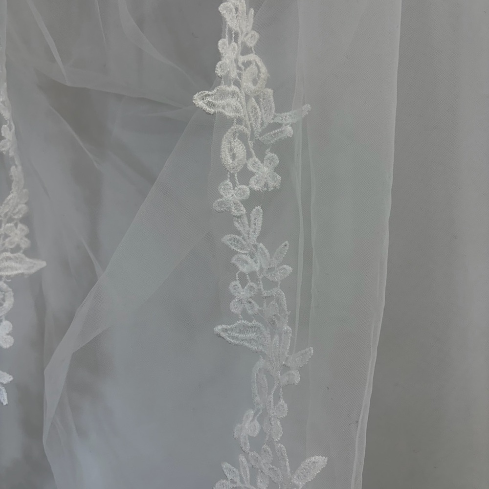 Bridal kit: White Bride Robe + Short Veil - Picture 12 of 14